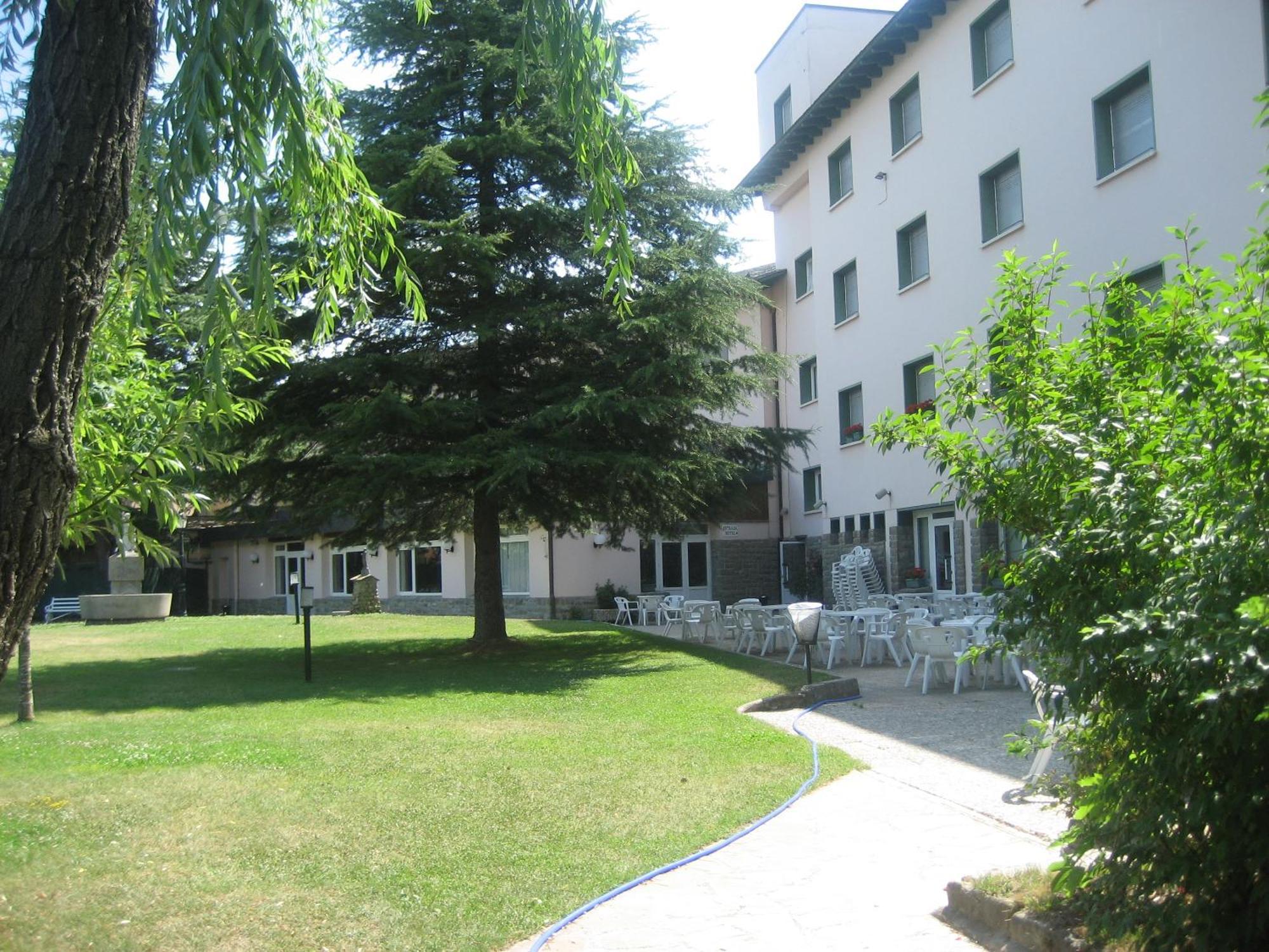 Hotel La Pardina Sabiñánigo Εξωτερικό φωτογραφία